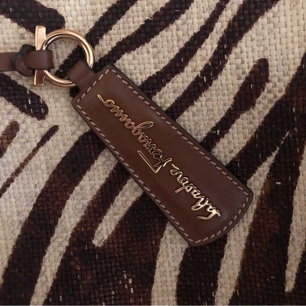 Salvatore Ferragamo cruise collection raffia bag - Picture 4 of 9